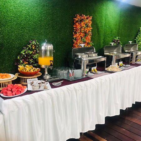 Sunny Holiday Hotel Gyogon Екстериор снимка