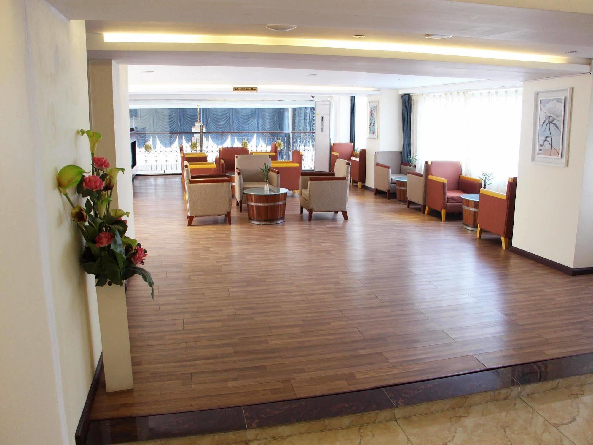 Sunny Holiday Hotel Gyogon Екстериор снимка