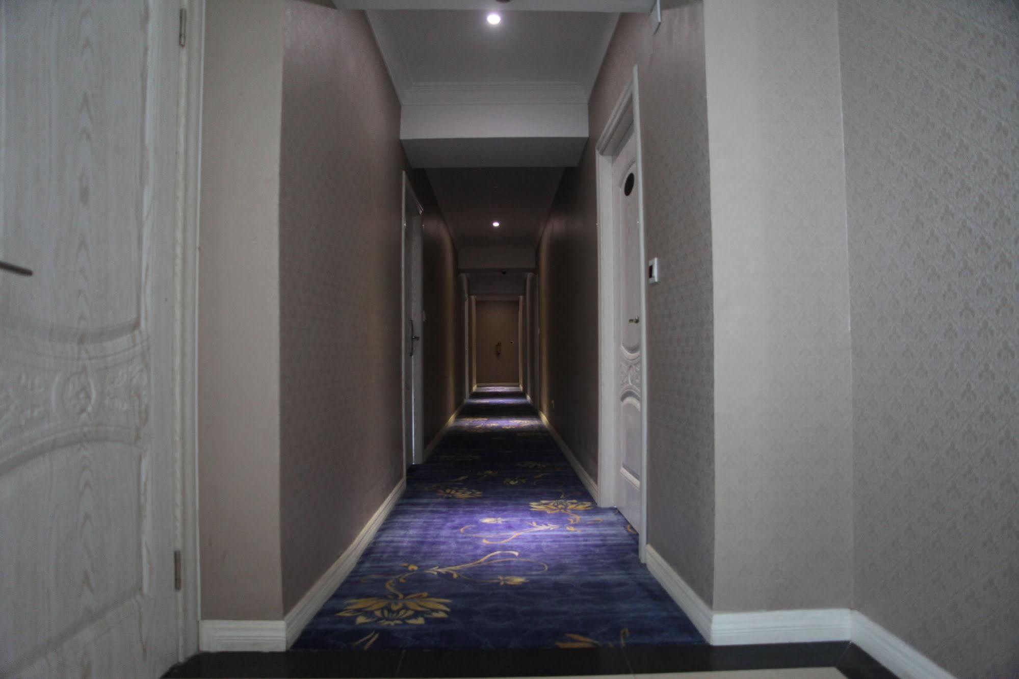 Sunny Holiday Hotel Gyogon Екстериор снимка
